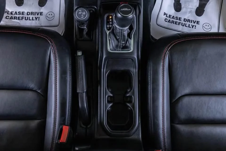 2024 Jeep JT Gladiator - Image 15 of 20