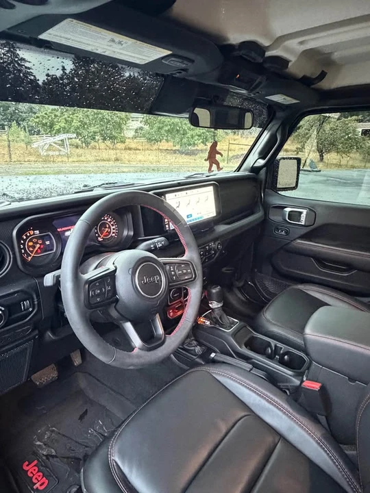 2024 Jeep JT Gladiator - Image 4 of 18