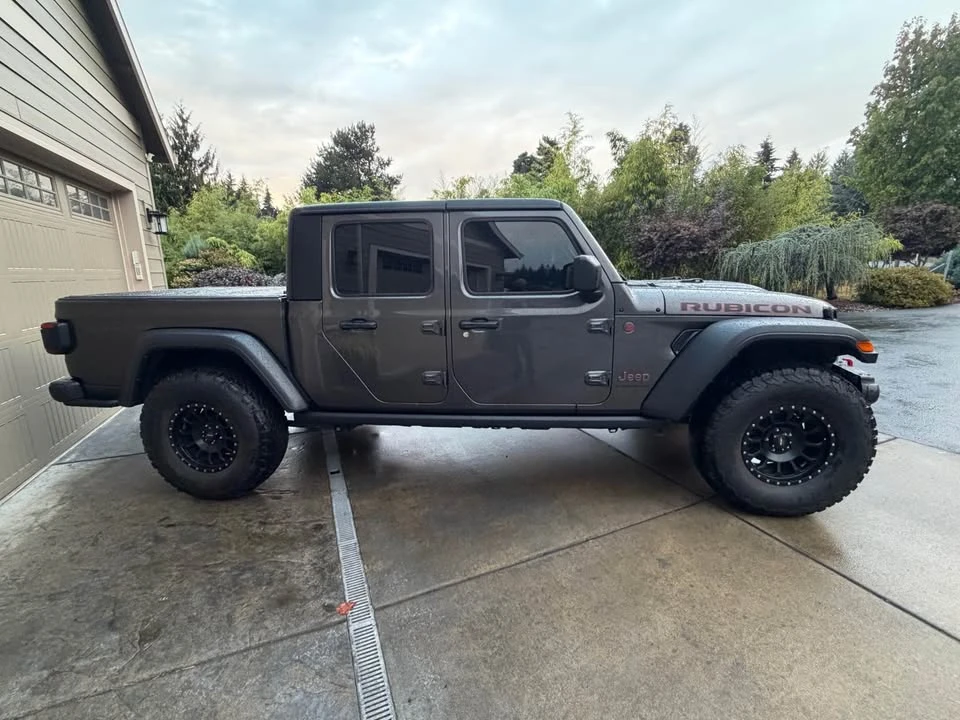 2024 Jeep JT Gladiator - Image 13 of 18