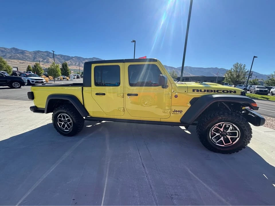 2024 Jeep JT Gladiator - Image 4 of 9