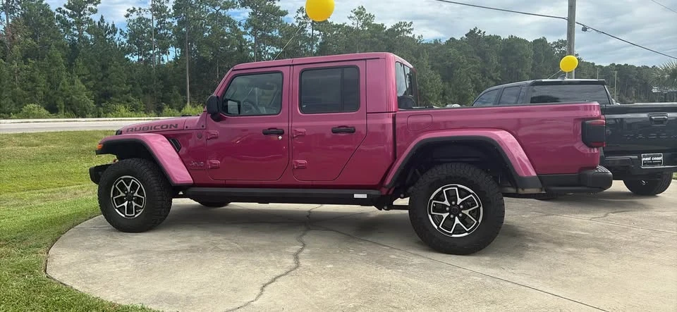 2024 Jeep JT Gladiator - Image 5 of 6