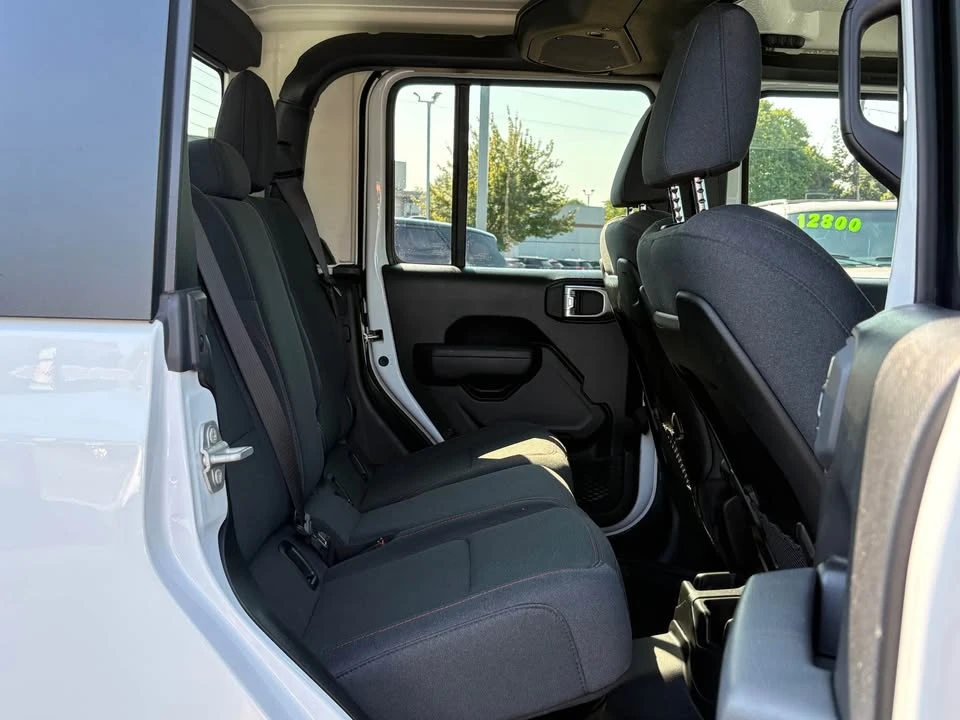 2024 Jeep JT Gladiator - Image 19 of 20