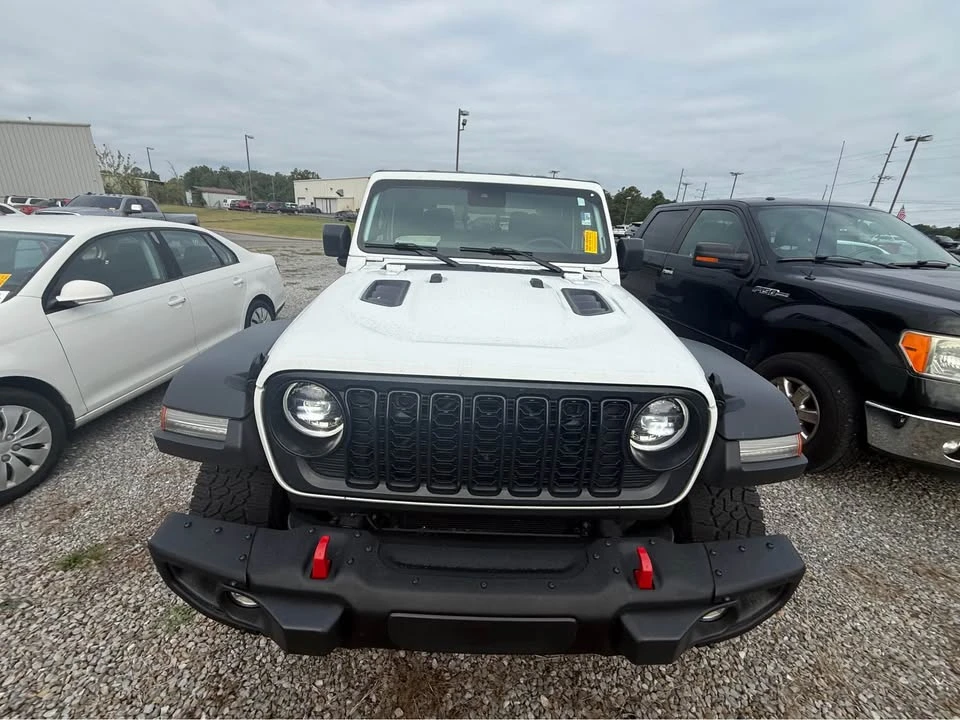 2024 Jeep JT Gladiator - Image 2 of 13