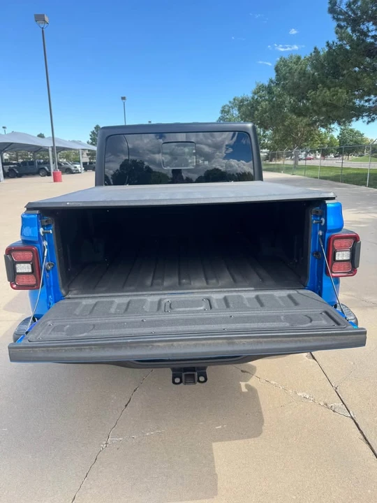 2024 Jeep JT Gladiator - Image 16 of 18