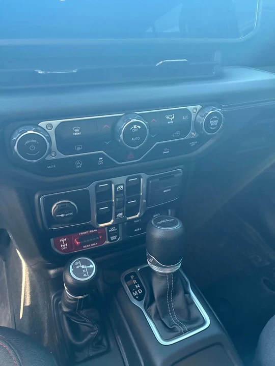 2024 Jeep JT Gladiator - Image 8 of 12