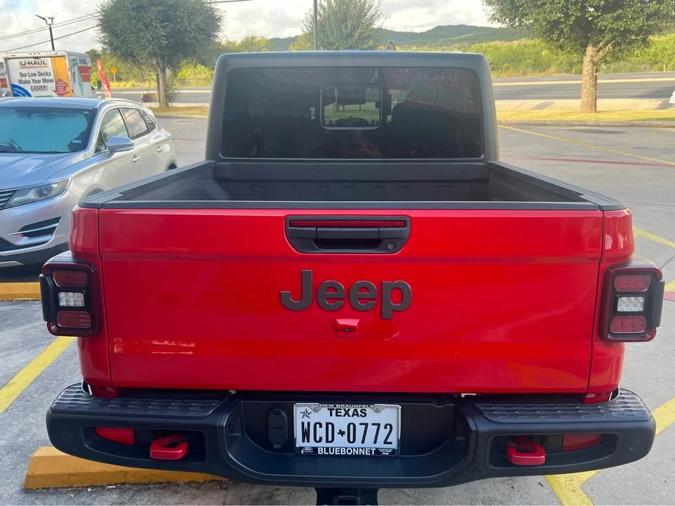 2024 Jeep JT Gladiator - Image 9 of 14