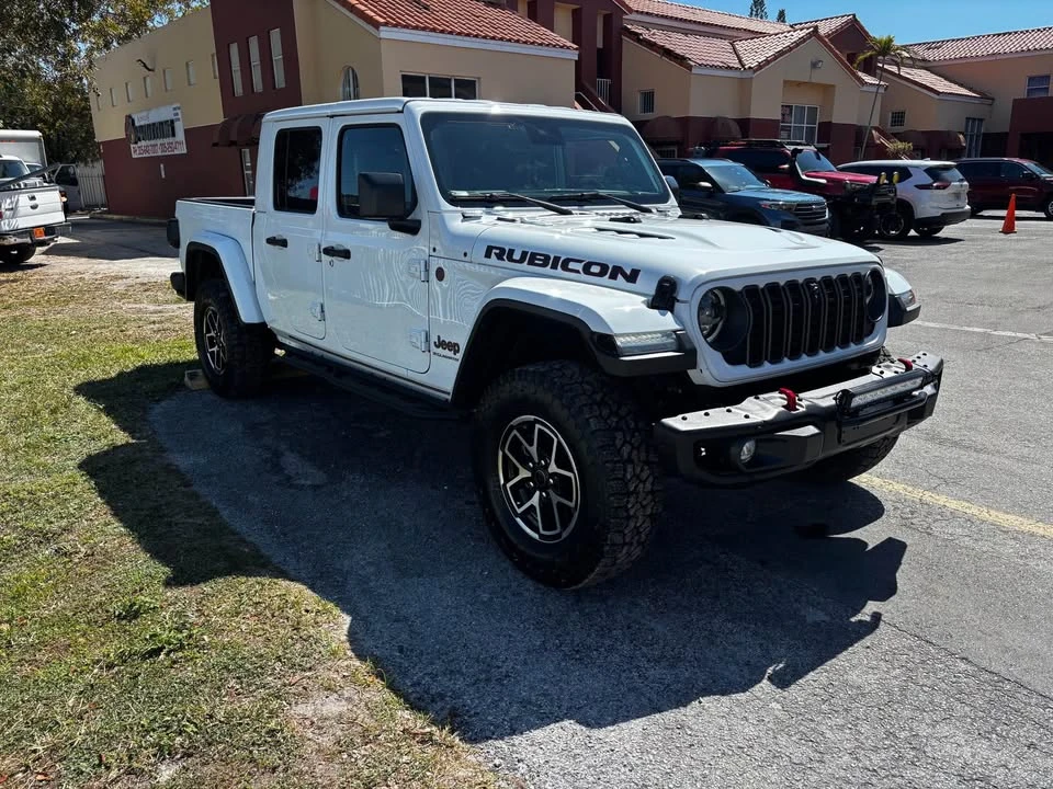 2024 Jeep JT Gladiator - Image 5 of 8
