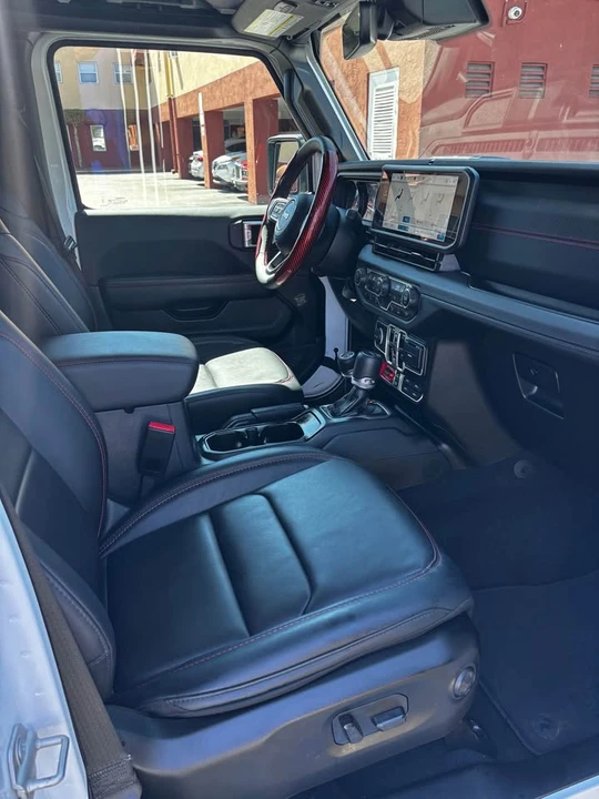 2024 Jeep JT Gladiator - Image 7 of 8