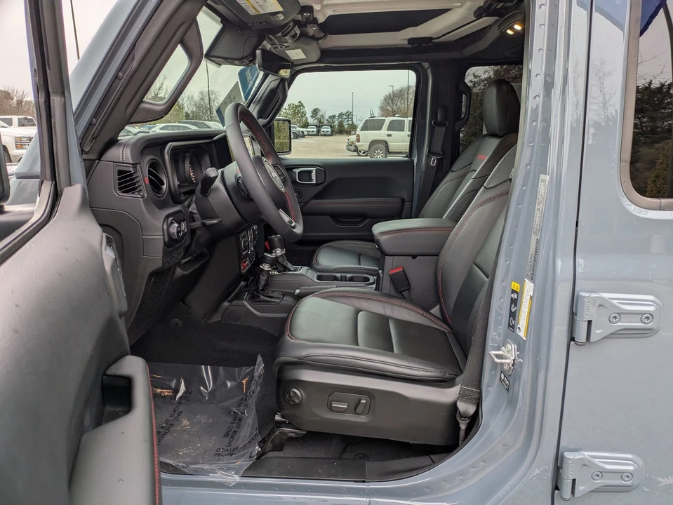 2024 Jeep JT Gladiator - Image 12 of 21