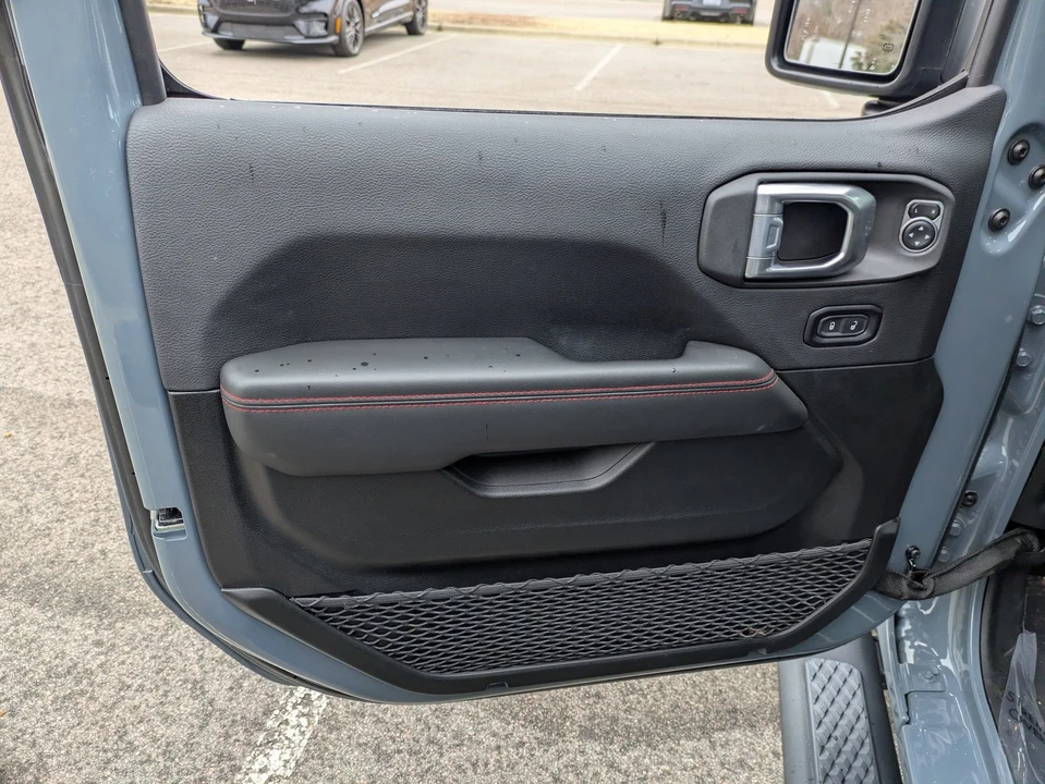 2024 Jeep JT Gladiator - Image 15 of 21