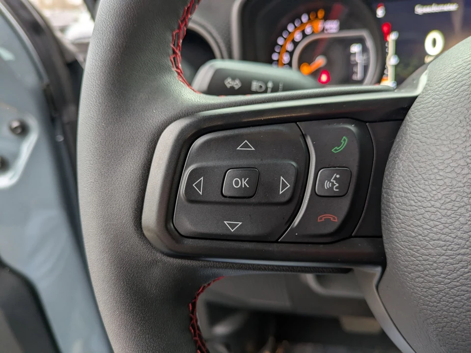 2024 Jeep JT Gladiator - Image 18 of 21