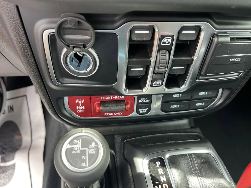 2024 Jeep JT Gladiator - Image 11 of 12
