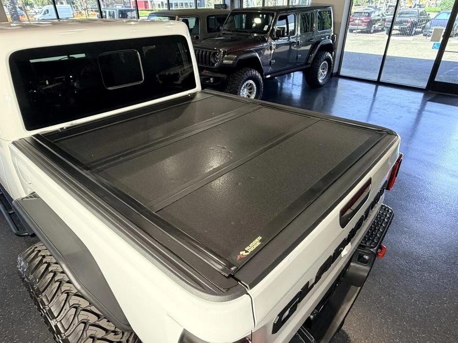 2024 Jeep JT Gladiator - Image 13 of 31