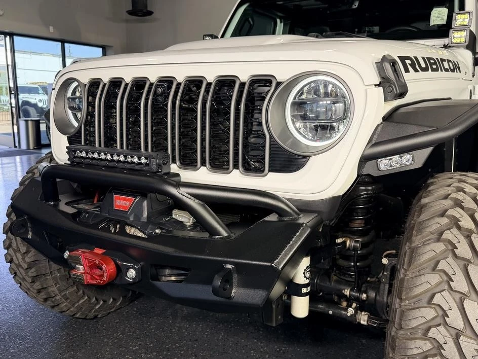 2024 Jeep JT Gladiator - Image 5 of 31
