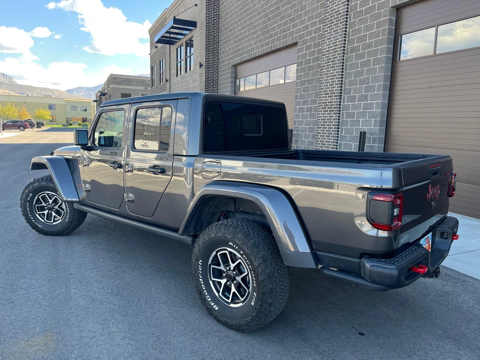 2024 Jeep JT Gladiator - Image 15 of 31