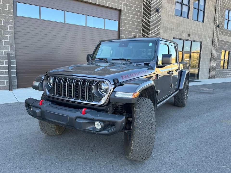 2024 Jeep JT Gladiator - Image 9 of 31