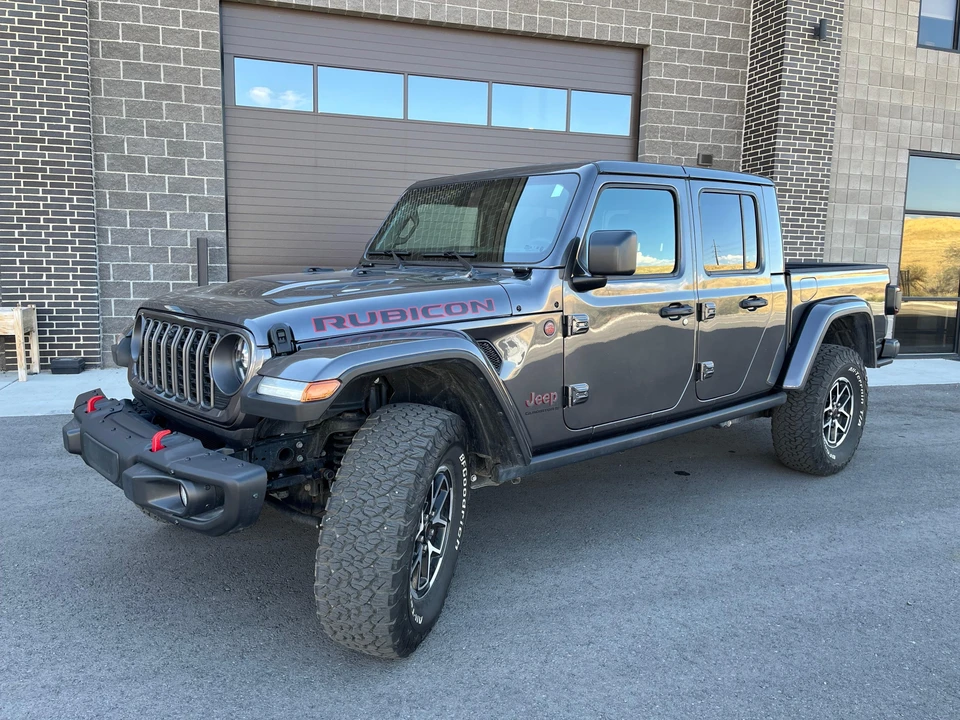 2024 Jeep JT Gladiator - Image 10 of 31
