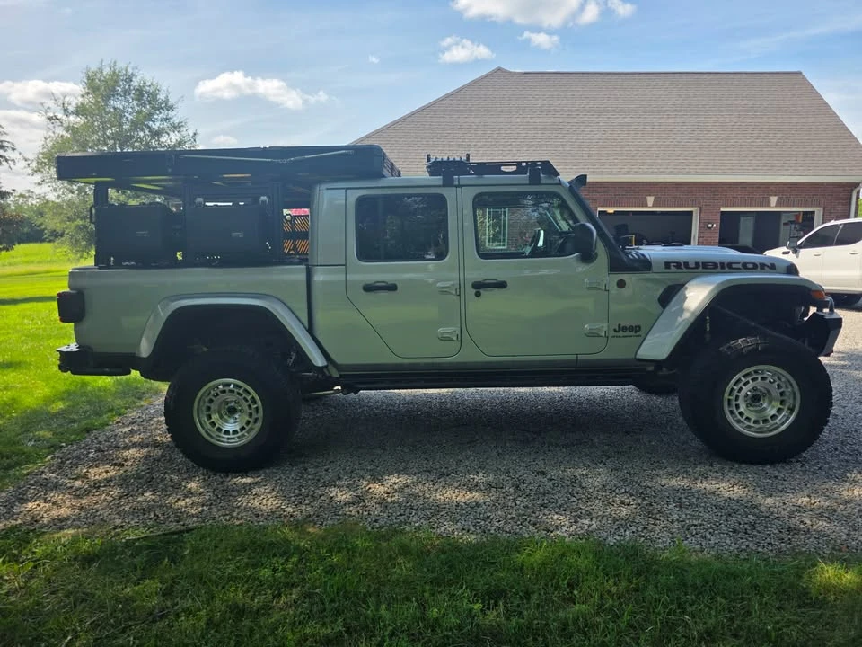 2024 Jeep JT Gladiator - Image 2 of 20