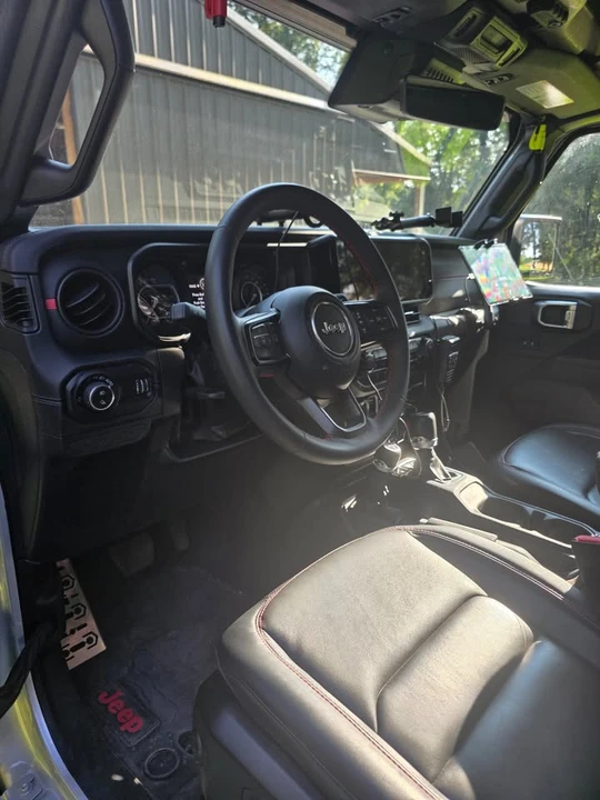 2024 Jeep JT Gladiator - Image 5 of 20