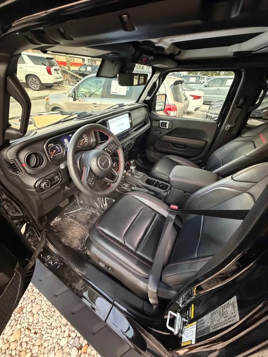 2024 Jeep JT Gladiator - Image 8 of 10