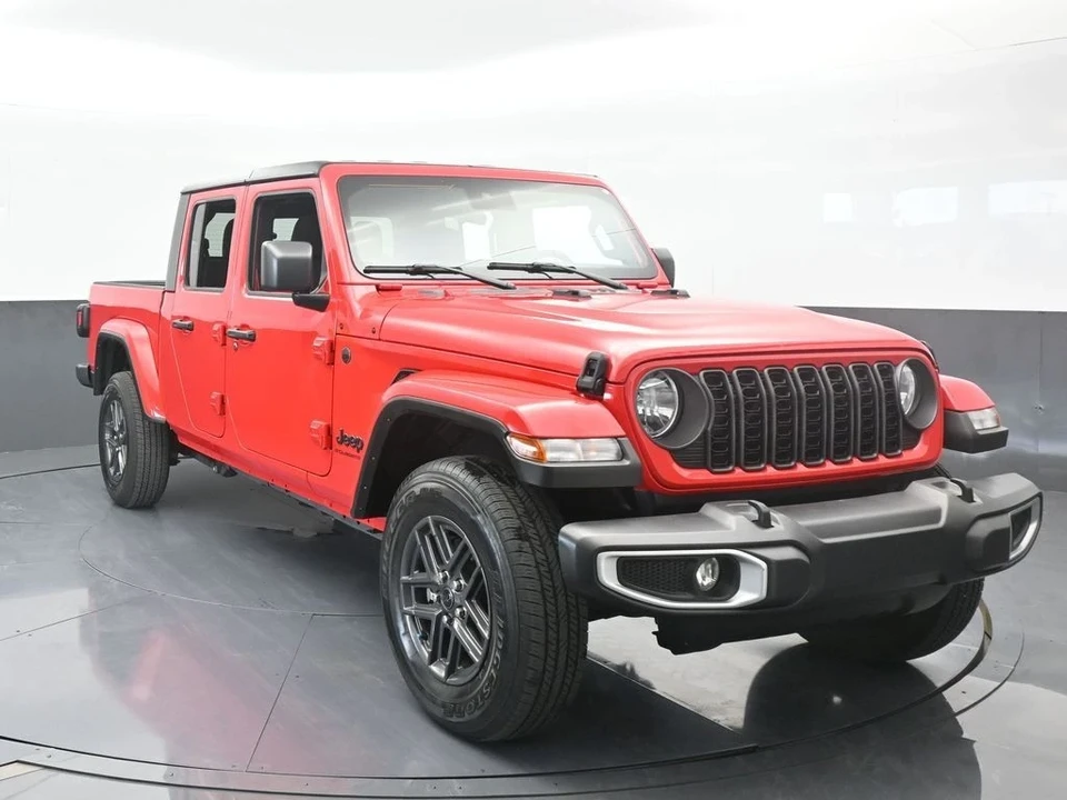 2024 Jeep JT Gladiator - Image 9 of 12