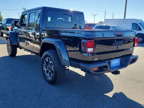 2024 Jeep JT Gladiator - Image 3 of 12