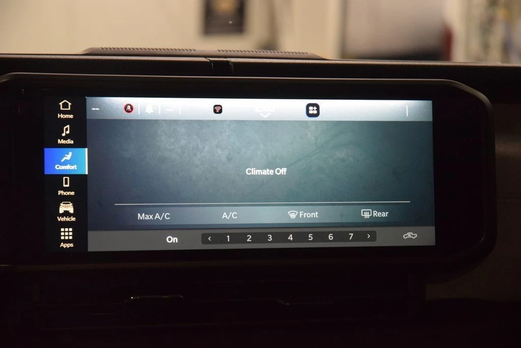 2024 Jeep JT Gladiator - Image 30 of 31