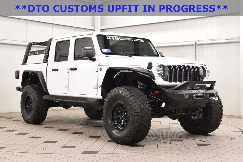2024 Jeep JT Gladiator - Image 1 of 31