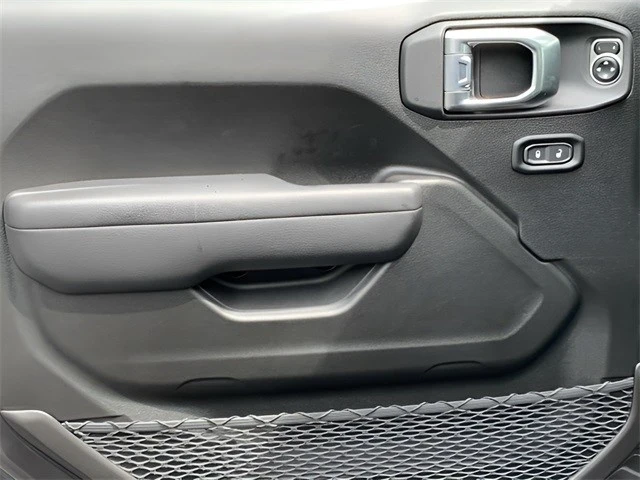 2024 Jeep JT Gladiator - Image 13 of 21