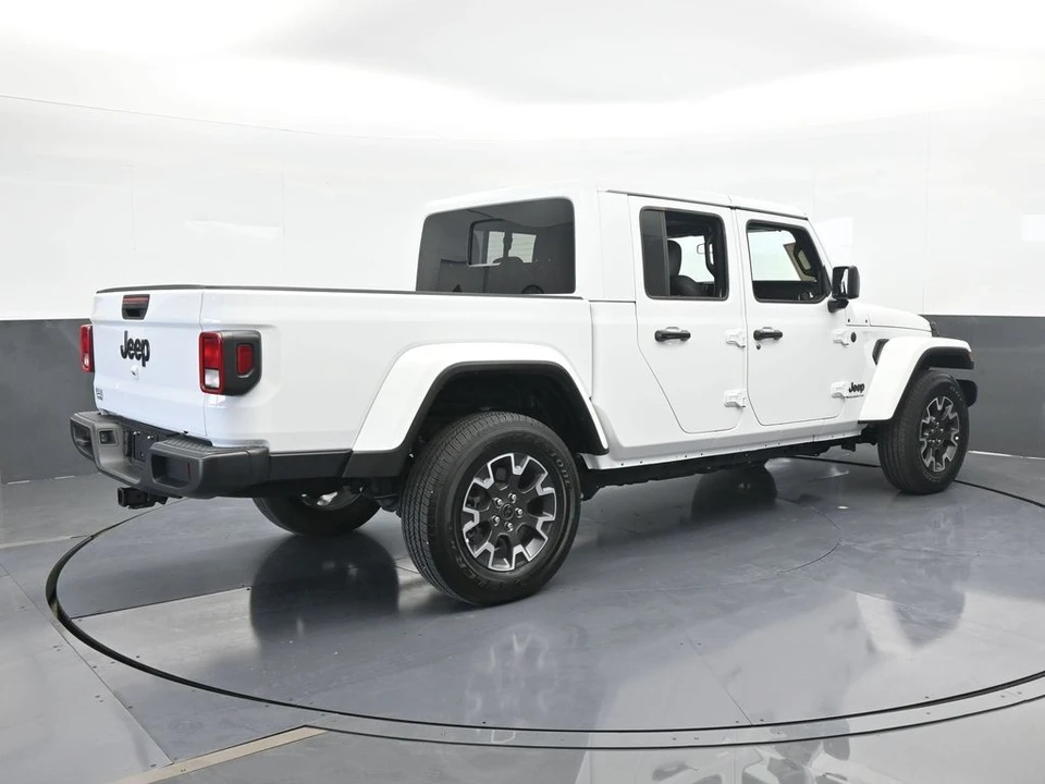 2024 Jeep JT Gladiator - Image 6 of 12