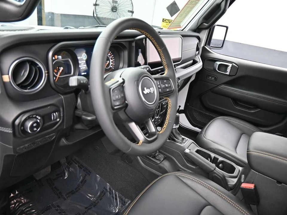 2024 Jeep JT Gladiator - Image 10 of 12