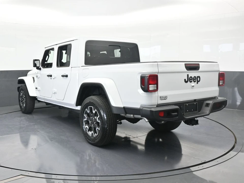 2024 Jeep JT Gladiator - Image 4 of 12