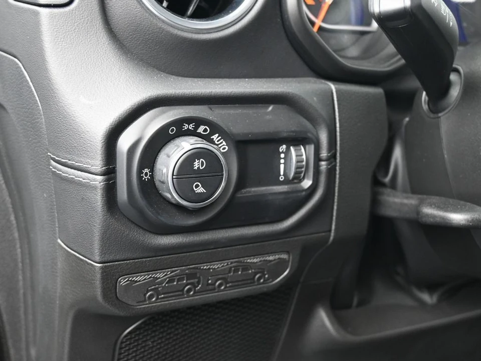 2024 Jeep JT Gladiator - Image 14 of 21