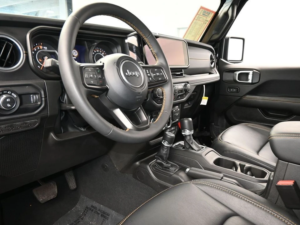 2024 Jeep JT Gladiator - Image 12 of 21