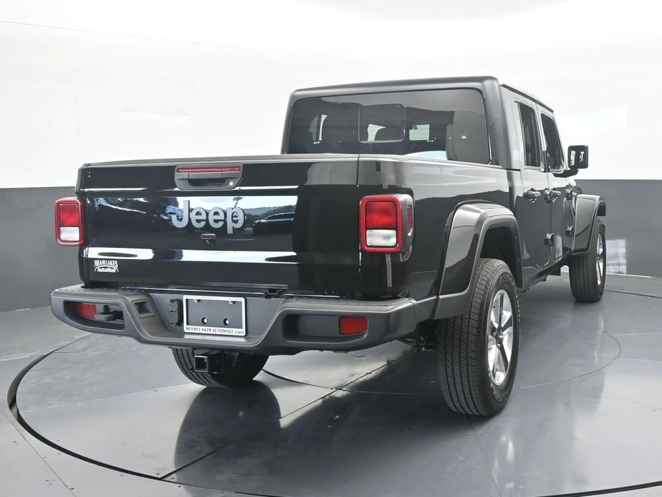 2024 Jeep JT Gladiator - Image 5 of 21