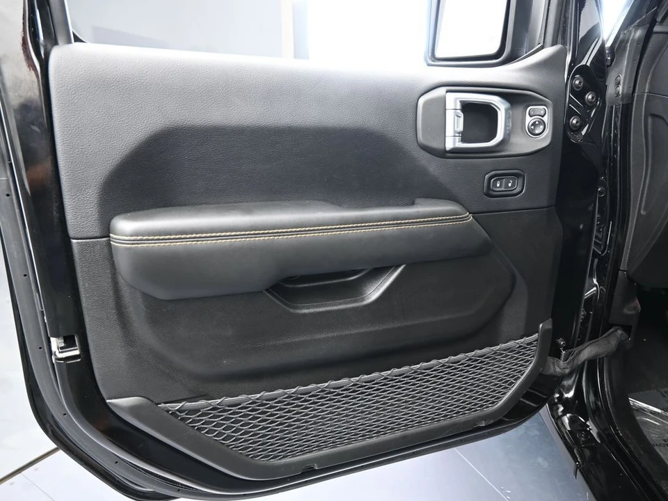 2024 Jeep JT Gladiator - Image 15 of 21
