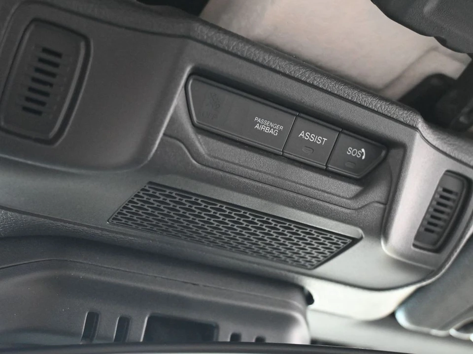 2024 Jeep JT Gladiator - Image 18 of 21