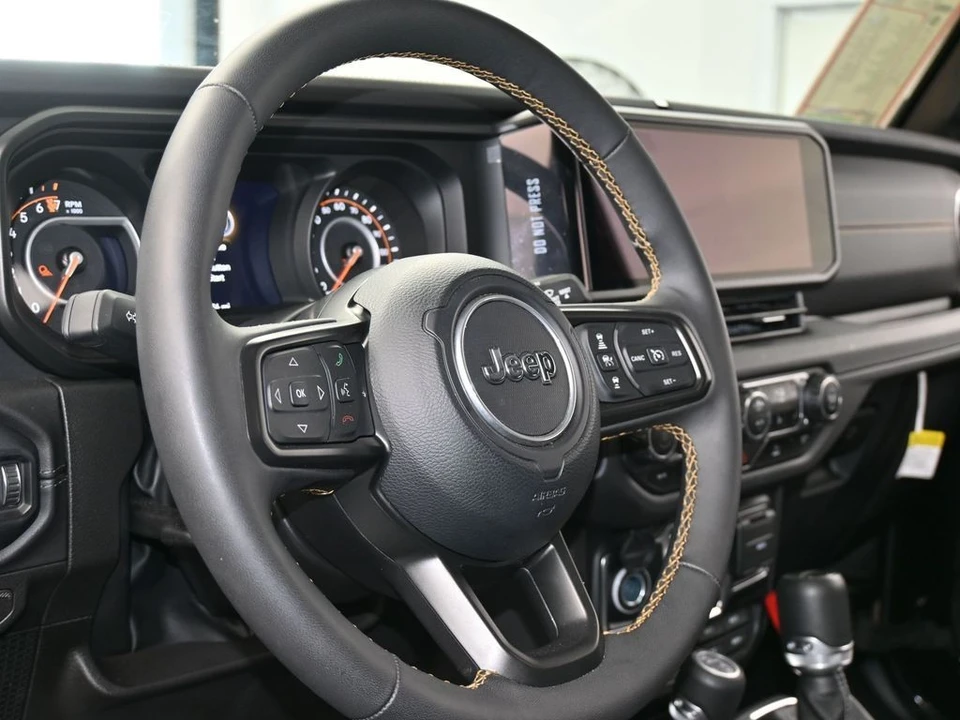 2024 Jeep JT Gladiator - Image 13 of 21
