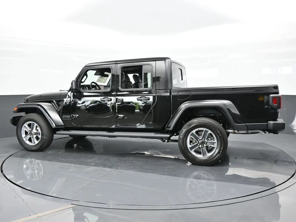2024 Jeep JT Gladiator - Image 3 of 12