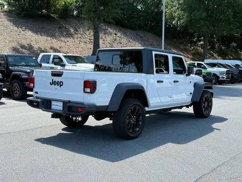 2024 Jeep JT Gladiator - Image 4 of 20