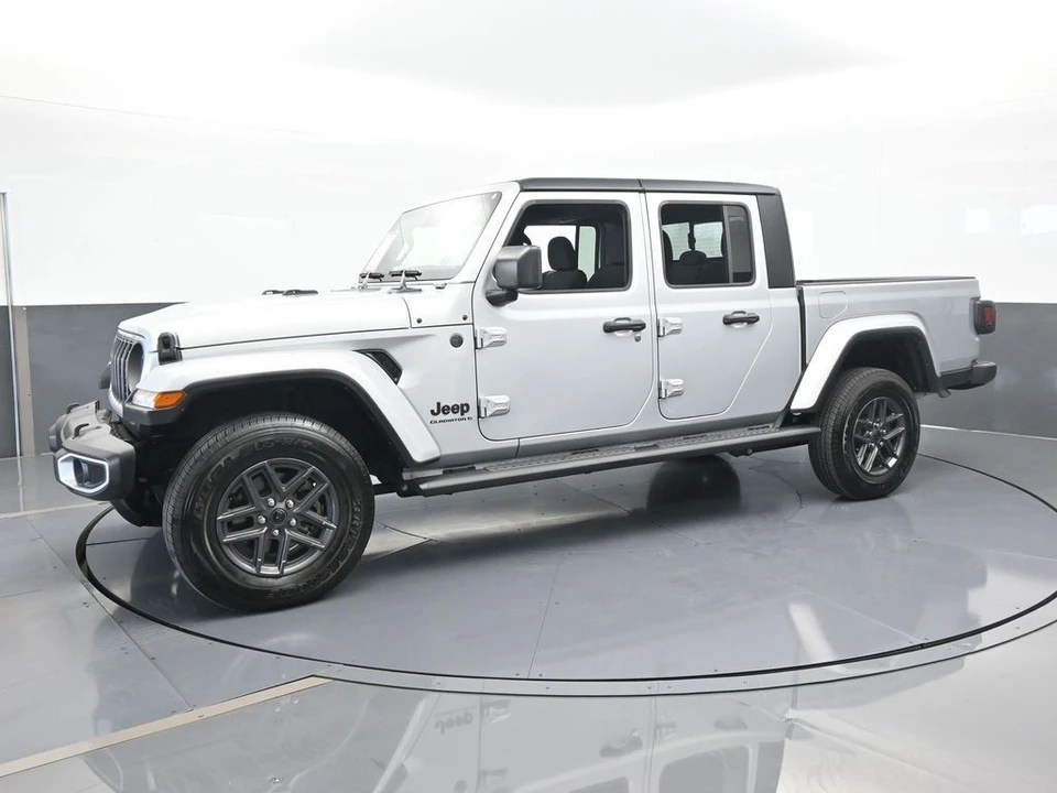 2024 Jeep JT Gladiator - Image 2 of 12
