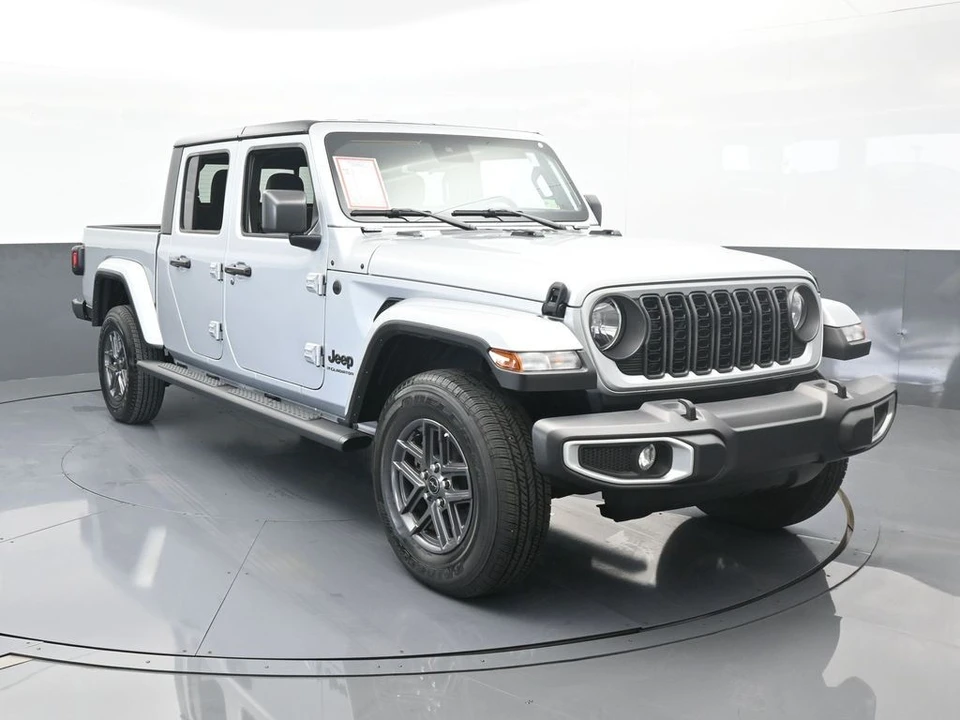 2024 Jeep JT Gladiator - Image 9 of 12