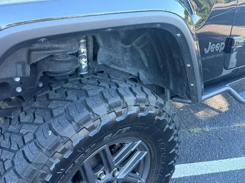 2024 Jeep JT Gladiator - Image 4 of 28