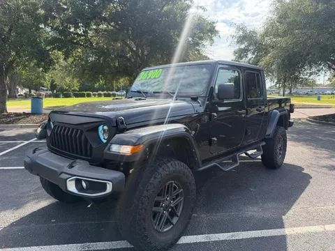 2024 Jeep Gladiator Sport S