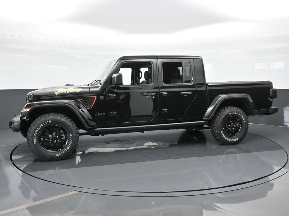 2024 Jeep JT Gladiator - Image 2 of 21