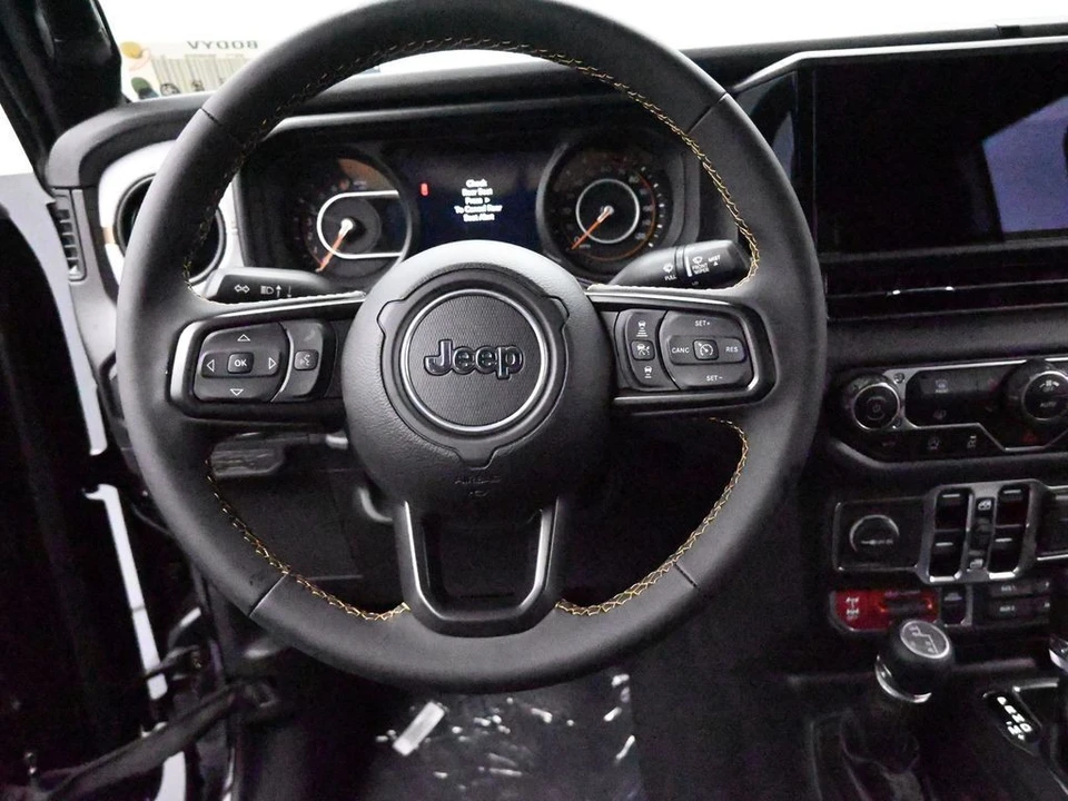 2024 Jeep JT Gladiator - Image 16 of 21