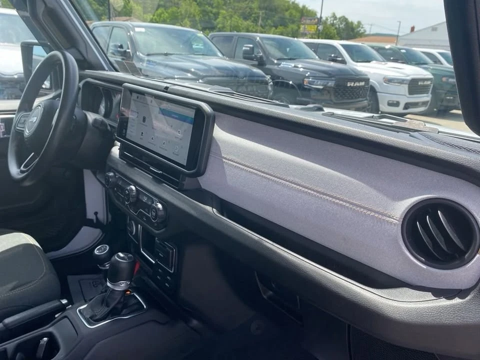 2024 Jeep JT Gladiator - Image 7 of 19