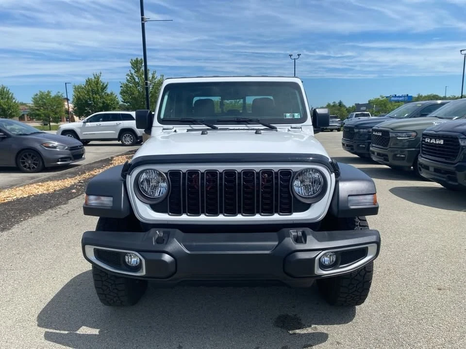 2024 Jeep JT Gladiator - Image 4 of 19