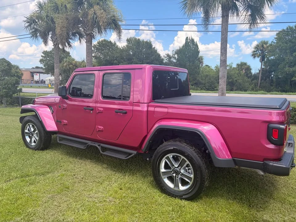 2024 Jeep JT Gladiator - Image 5 of 8