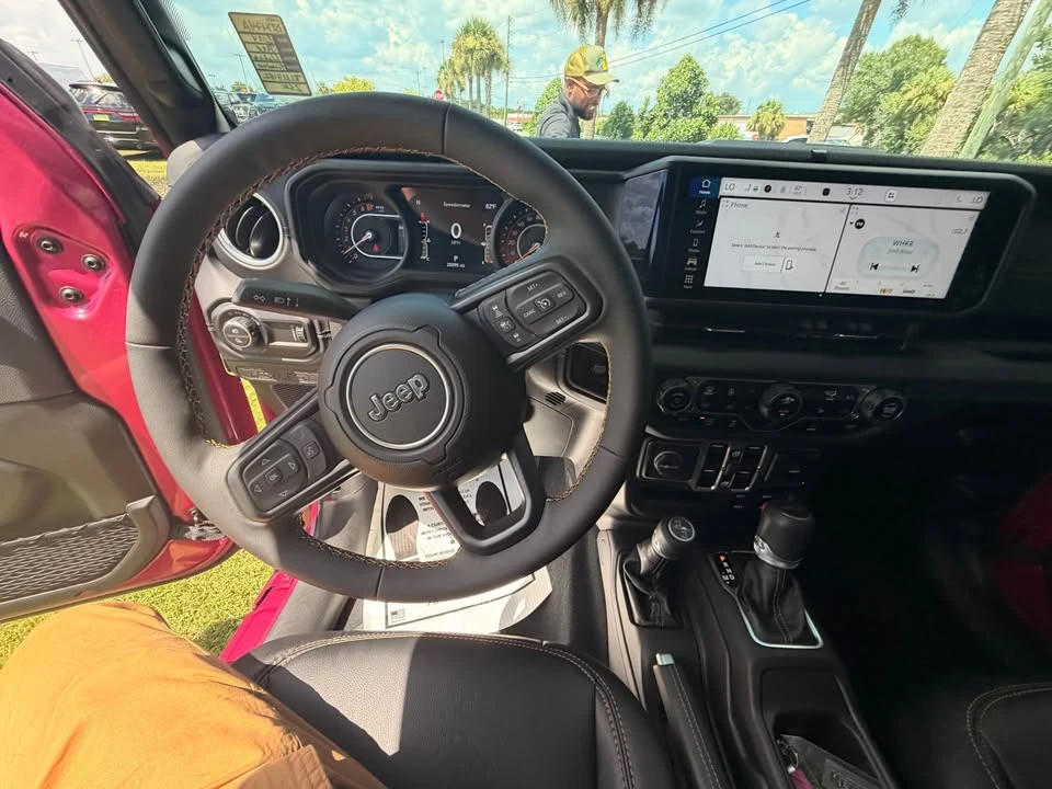 2024 Jeep JT Gladiator - Image 7 of 8